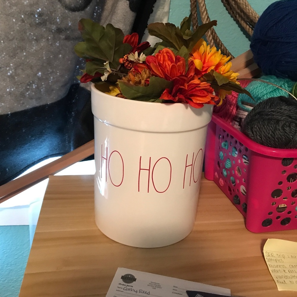 Ho ho ho utensil holder